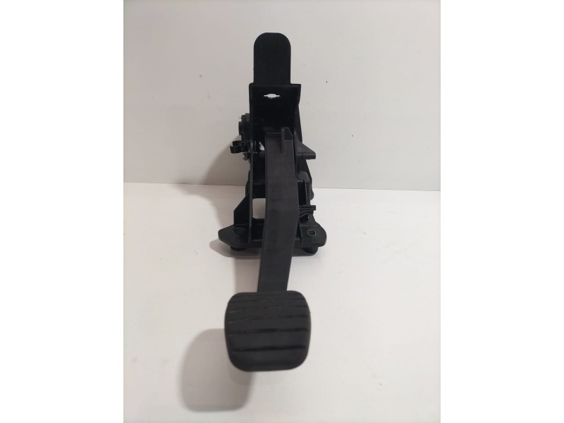 Recambio de pedal embrague para dacia dokker stepway referencia OEM IAM 465039034R 79607 