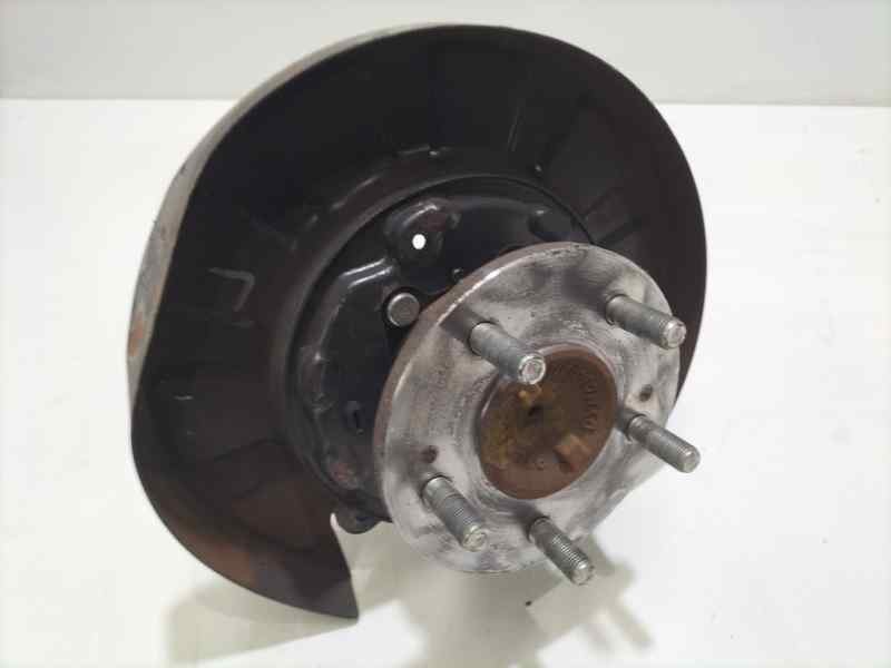 Recambio de mangueta trasera izquierda para hyundai h1 travel referencia OEM IAM D4CB 84002 R