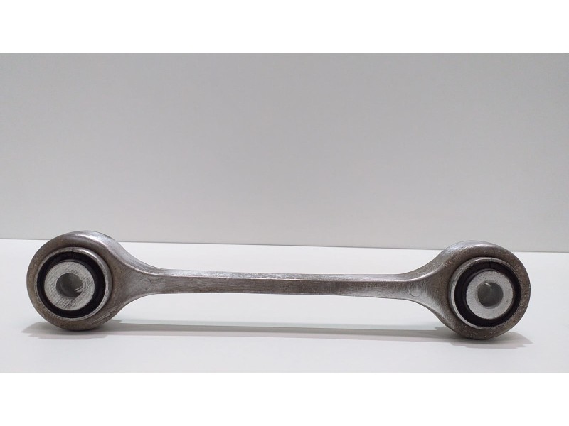 Recambio de tirante delantero derecho para porsche cayenne (typ 9pa) 4.5 v8 cat referencia OEM IAM 7L0411317 51283 