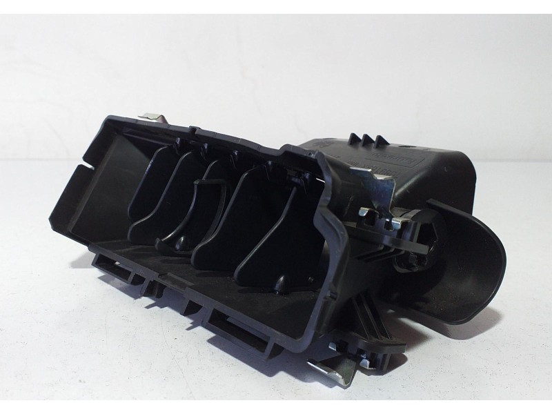 Recambio de rejilla aireadora para peugeot 208 access referencia OEM IAM 9633131777 71679 R