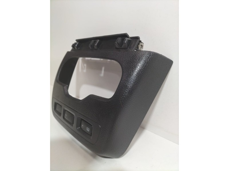 Recambio de molduras delanteras para dacia dokker stepway referencia OEM IAM 275009445R 79616 