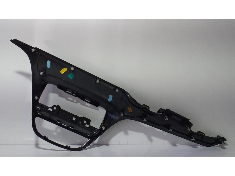 Recambio de molduras delanteras para peugeot 208 access referencia OEM IAM 9673830077 71680 R