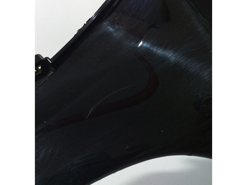 Recambio de molduras delanteras para peugeot 208 access referencia OEM IAM 9673830077 71680 R