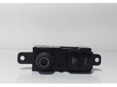 Recambio de sistema audio / radio cd para peugeot 208 access referencia OEM IAM 96758773XU 71685 R