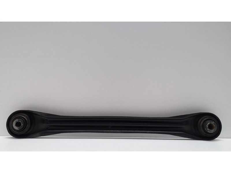 Recambio de brazo suspension inferior trasero derecho para porsche cayenne (typ 9pa) 4.5 v8 cat referencia OEM IAM 7L0501531A 51