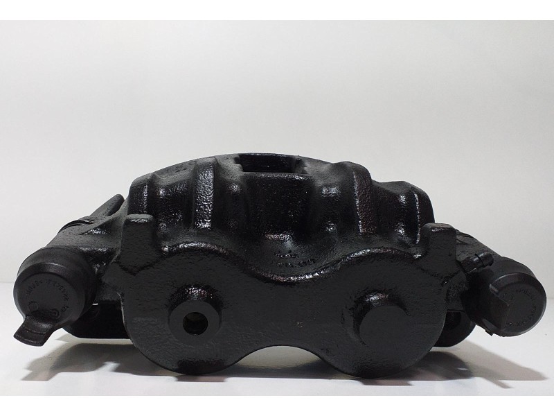 Recambio de pinza freno trasera derecha para nissan atleon.120 tk110.56 grua plataforma referencia OEM IAM BD30 63079 