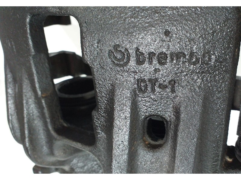 Recambio de pinza freno trasera derecha para nissan atleon.120 tk110.56 grua plataforma referencia OEM IAM BD30 63079 