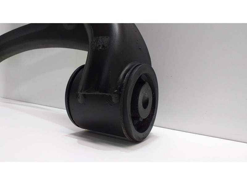 Recambio de brazo suspension inferior trasero izquierdo para porsche cayenne (typ 9pa) 4.5 v8 cat referencia OEM IAM 7L0505351AA