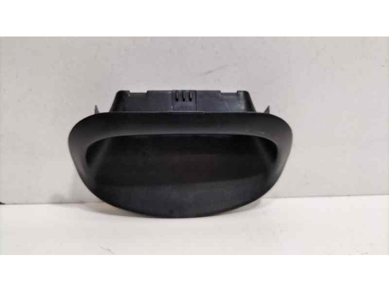 Recambio de molduras delanteras para mg mg zr 100 d referencia OEM IAM F36BA300AA 82912 