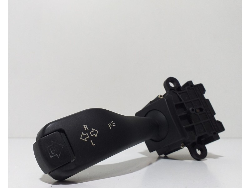 Recambio de mando intermitentes para bmw x5 (e53) 3.0d referencia OEM IAM 8363668M 63127 
