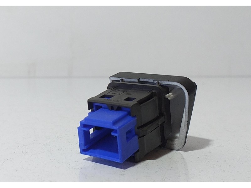 Recambio de warning para peugeot 208 access referencia OEM IAM 96750916ZD 71690 R