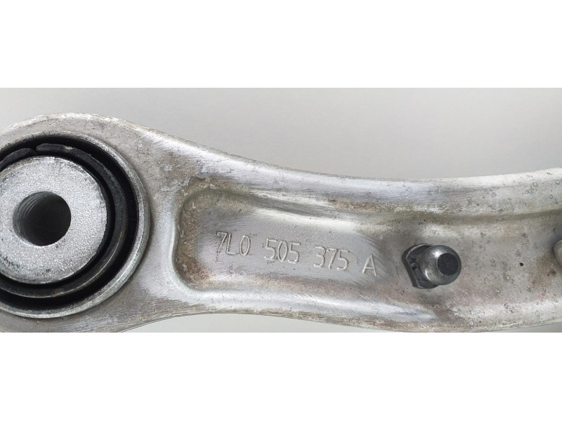 Recambio de brazo suspension superior trasero izquierdo para porsche cayenne (typ 9pa) 4.5 v8 cat referencia OEM IAM 7L0505375A 