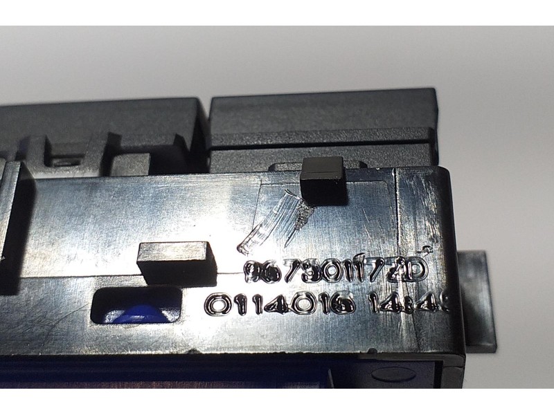 Recambio de interruptor para peugeot 208 access referencia OEM IAM 96750117ZD 71693 R