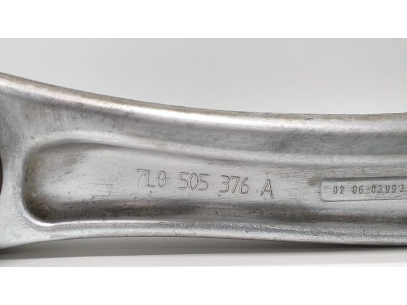 Recambio de brazo suspension superior trasero izquierdo para porsche cayenne (typ 9pa) 4.5 v8 cat referencia OEM IAM 7L0505376A 