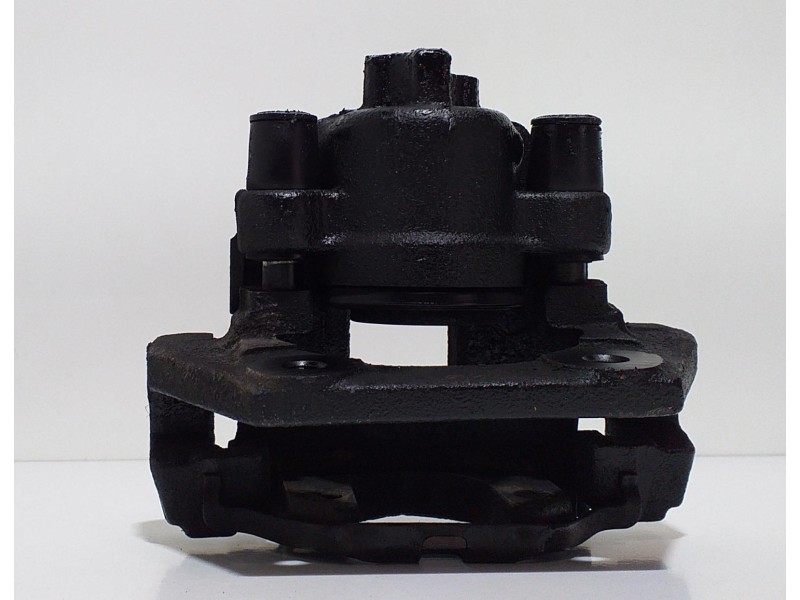Recambio de pinza freno trasera derecha para bmw x5 (e53) 3.0d referencia OEM IAM 34216768444 63153 