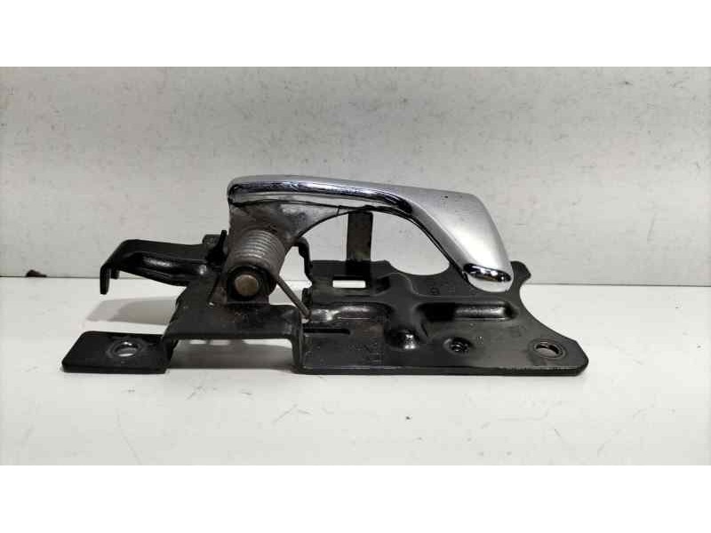 Recambio de maneta interior delantera derecha para land rover discovery (lt) td5 referencia OEM IAM FVC102200 82921 
