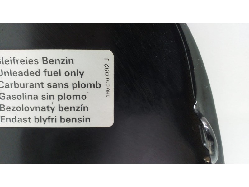 Recambio de tapa exterior combustible para porsche cayenne (typ 9pa) 4.5 v8 cat referencia OEM IAM 7L5809905B 51320 