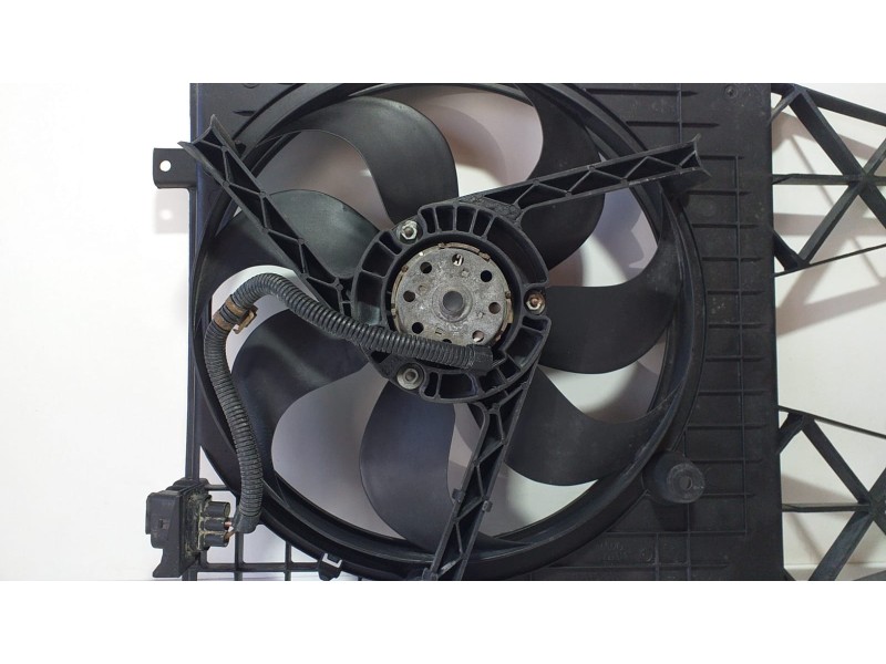 Recambio de electroventilador para volkswagen golf iv berlina (1j1) básico referencia OEM IAM 1J0121207L 71721 