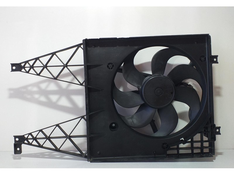 Recambio de electroventilador para volkswagen golf iv berlina (1j1) básico referencia OEM IAM 1J0121207L 71721 