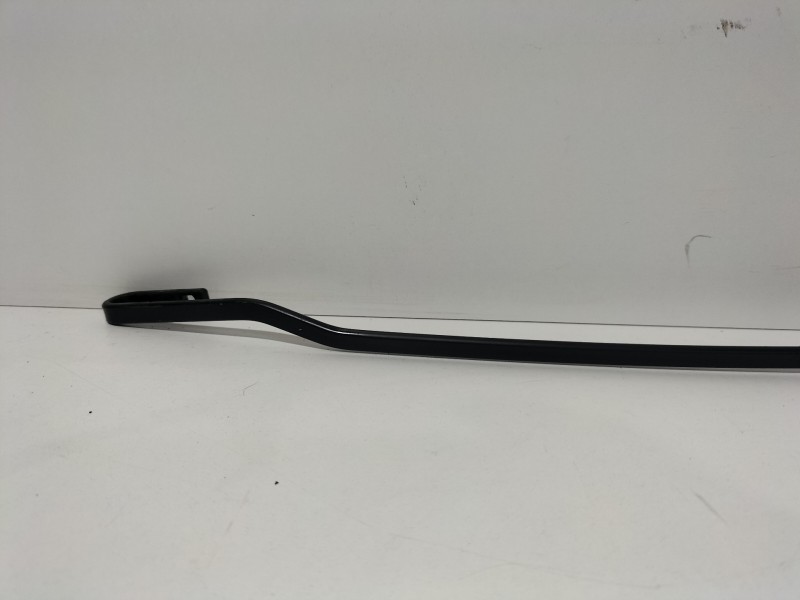 Recambio de brazo limpia delantero derecho para ford transit caja cerrada ´06 2.4 tdci cat referencia OEM IAM YC1517526 79655 R