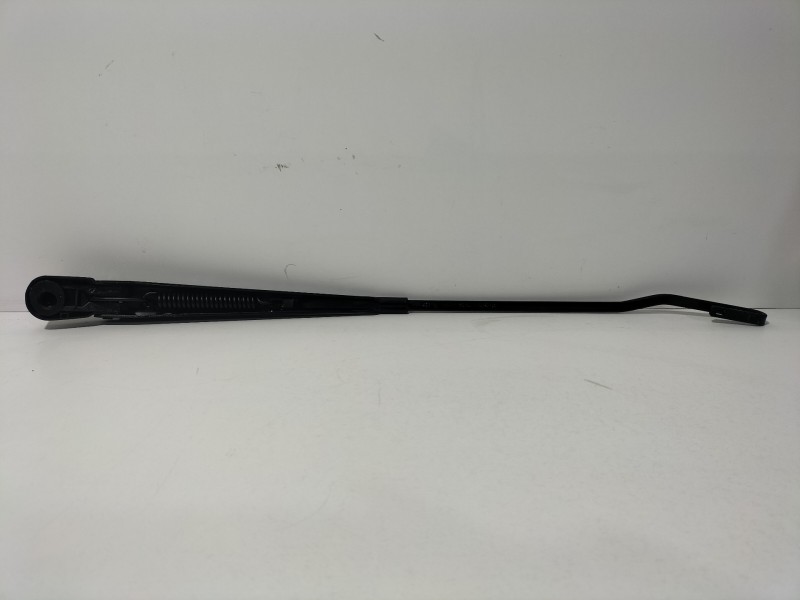 Recambio de brazo limpia delantero derecho para ford transit caja cerrada ´06 2.4 tdci cat referencia OEM IAM YC1517526 79655 R