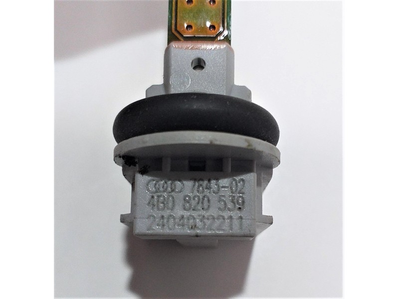 Recambio de sensor para porsche cayenne (typ 9pa) 4.5 v8 cat referencia OEM IAM 4B0820539 51336 