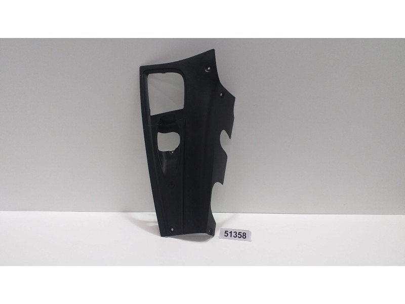 Recambio de cubierta motor para porsche cayenne (typ 9pa) 4.5 v8 cat referencia OEM IAM 7L5806584D 51358 