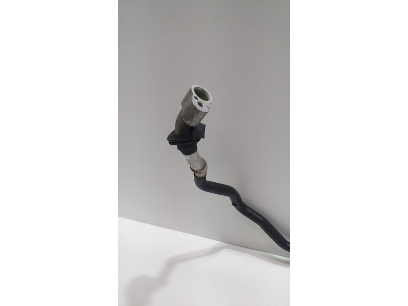 Recambio de tubos aire acondicionado para porsche cayenne (typ 9pa) 4.5 v8 cat referencia OEM IAM 7L0820743E 51364 