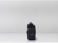 Recambio de mando elevalunas trasero derecho para toyota corolla (e12) 1.6 linea terra berlina referencia OEM IAM 8481002040 632