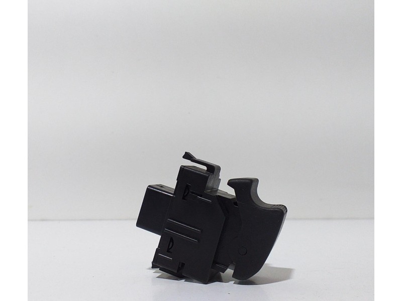 Recambio de mando elevalunas trasero derecho para toyota corolla (e12) 1.6 linea terra berlina referencia OEM IAM 8481002040 632