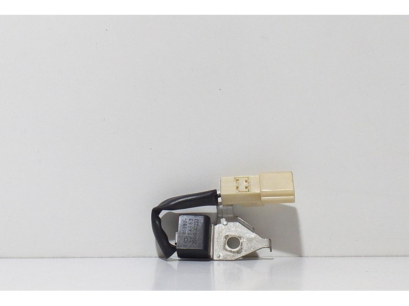 Recambio de rele para toyota corolla (e12) 1.6 linea terra berlina referencia OEM IAM 9098004163 63203 