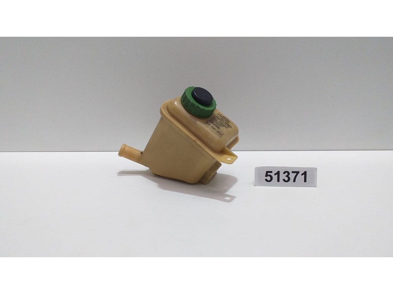 Recambio de deposito servo para porsche cayenne (typ 9pa) 4.5 v8 cat referencia OEM IAM 7L0422371C 51371 