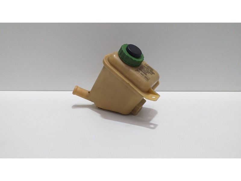 Recambio de deposito servo para porsche cayenne (typ 9pa) 4.5 v8 cat referencia OEM IAM 7L0422371C 51371 