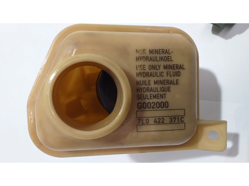 Recambio de deposito servo para porsche cayenne (typ 9pa) 4.5 v8 cat referencia OEM IAM 7L0422371C 51371 