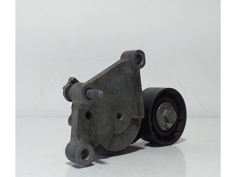 Recambio de tensor correa auxiliar para peugeot 208 access referencia OEM IAM 846143 71757 R