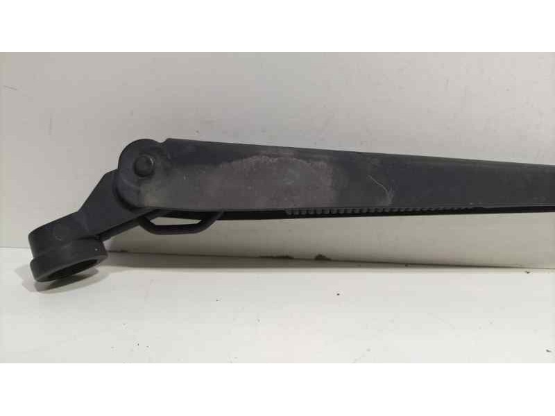 Recambio de brazo limpia trasero para hyundai h1 travel referencia OEM IAM 988104A001 83158 R