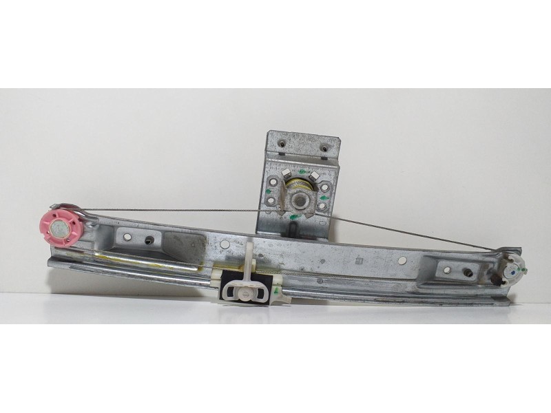 Recambio de elevalunas trasero derecho para opel corsa d expression referencia OEM IAM 13188504 63233 