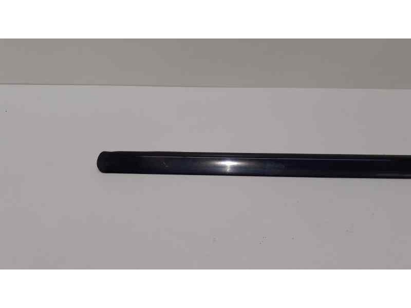 Recambio de molduras traseras para mercedes-benz clase e (w212) familiar 220 cdi blueefficiency (212.202) referencia OEM IAM A21