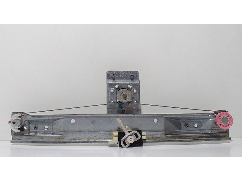 Recambio de elevalunas trasero izquierdo para opel corsa d expression referencia OEM IAM 13188503 63239 