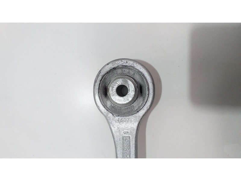 Recambio de brazo suspension superior delantero derecho para audi a5 coupe (8t) 3.2 fsi referencia OEM IAM 8K0506A 51388 