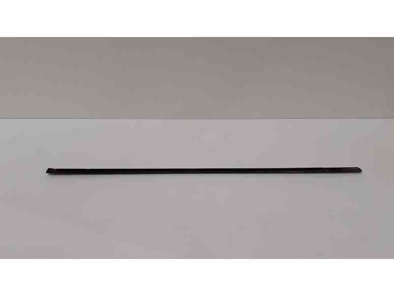 Recambio de molduras traseras para mercedes-benz clase e (w212) familiar 220 cdi blueefficiency (212.202) referencia OEM IAM A21