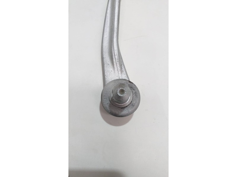 Recambio de brazo suspension superior delantero izquierdo para audi a5 coupe (8t) 3.2 fsi referencia OEM IAM 8K0509A 51389 