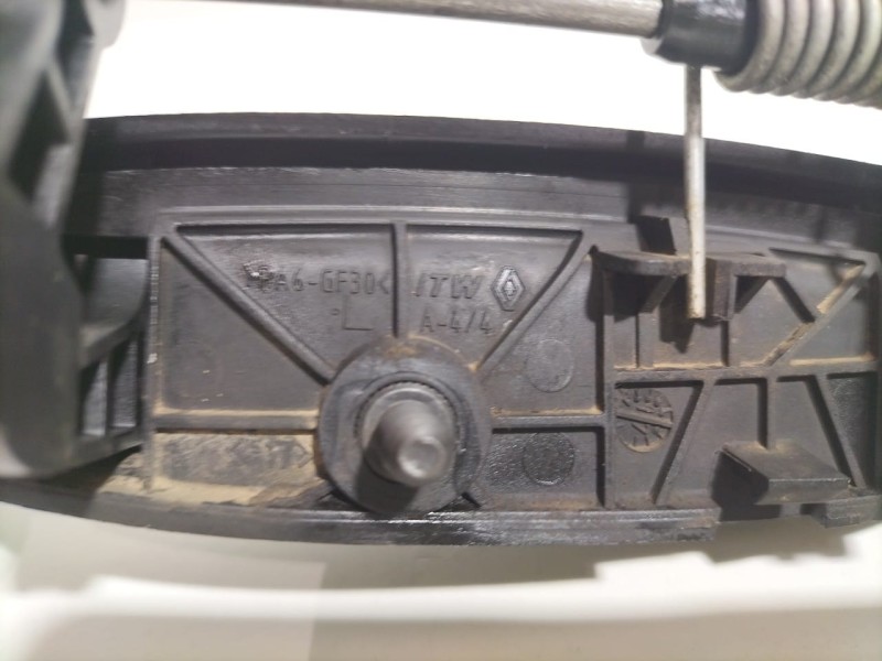 Recambio de maneta exterior delantera izquierda para dacia dokker stepway referencia OEM IAM 806079580R 79642 