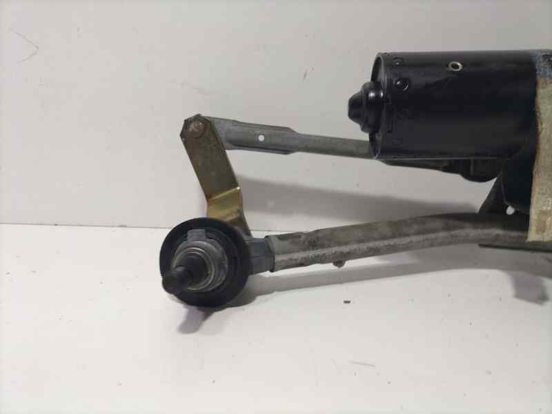 Recambio de motor limpia delantero para peugeot 206 berlina xt referencia OEM IAM 3397020446 84613 