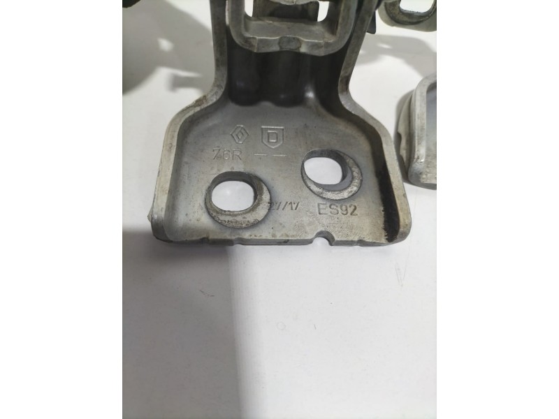 Recambio de bisagra puerta delantera izquierda para dacia dokker stepway referencia OEM IAM K9KE6 79646 