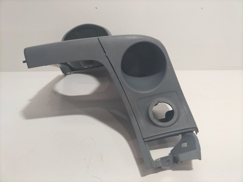 Recambio de molduras delanteras para ford transit caja cerrada ´06 2.4 tdci cat referencia OEM IAM 6C11V04394A 79703 R