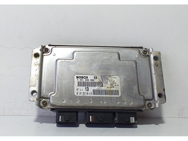 Recambio de centralita motor uce para citroën xsara berlina 1.6 16v chrono referencia OEM IAM 9638765980 71814 R