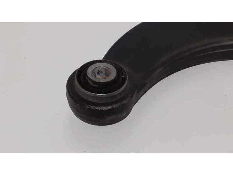 Recambio de brazo suspension superior trasero derecho para volvo s40 berlina 2.0 d summum referencia OEM IAM 3M515500AC 38556 