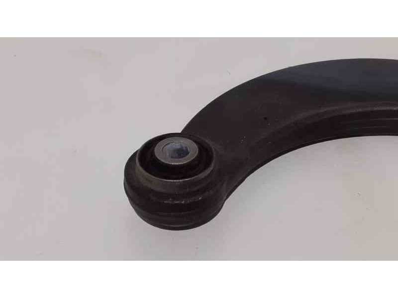 Recambio de brazo suspension superior trasero izquierdo para volvo s40 berlina 2.0 d summum referencia OEM IAM 3M515500AC 38557 