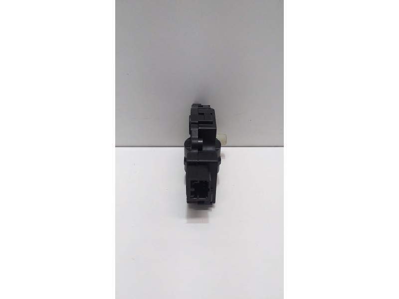 Recambio de motor apertura trampillas climatizador para audi a5 coupe (8t) 3.2 fsi referencia OEM IAM EFB330 51419 